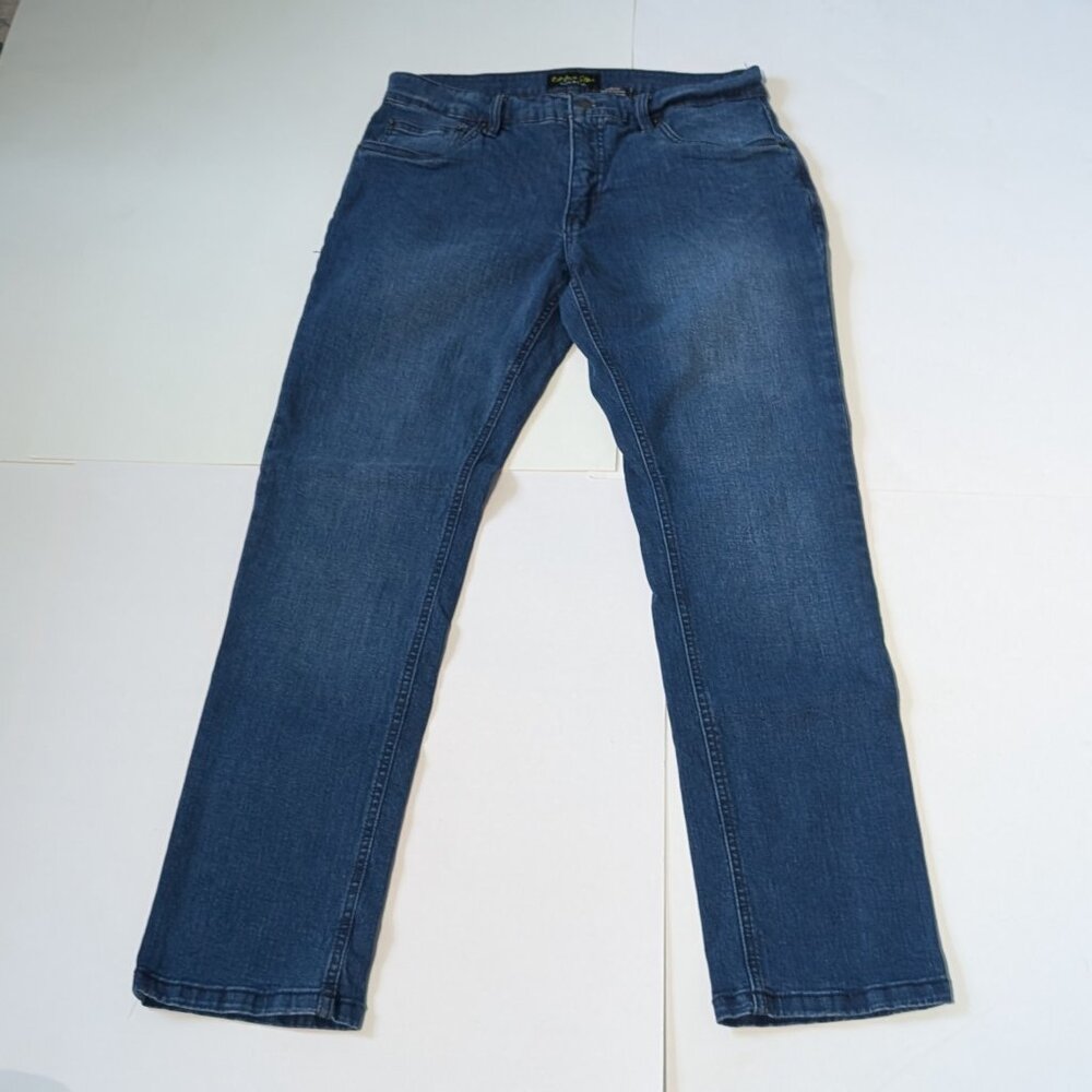 Urban Star Men's Blue Jeans relaxed fit, straight leg, and stretch fabric, 34x30